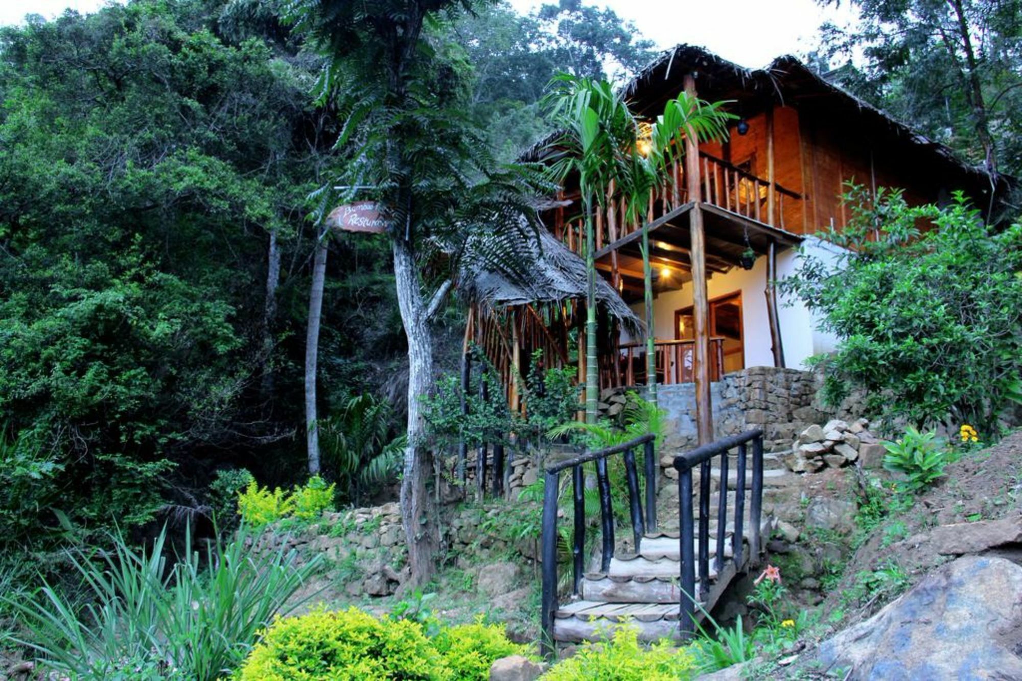 Ella Bamboo Cabana Ngoại thất bức ảnh